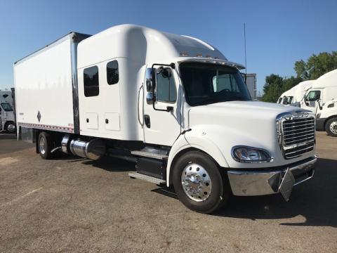 Freightliner Business class m2 106